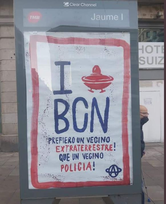 Vandalizan Paneles De Publicidad En Barcelona Con Mensajes A Favor De La Okupacion