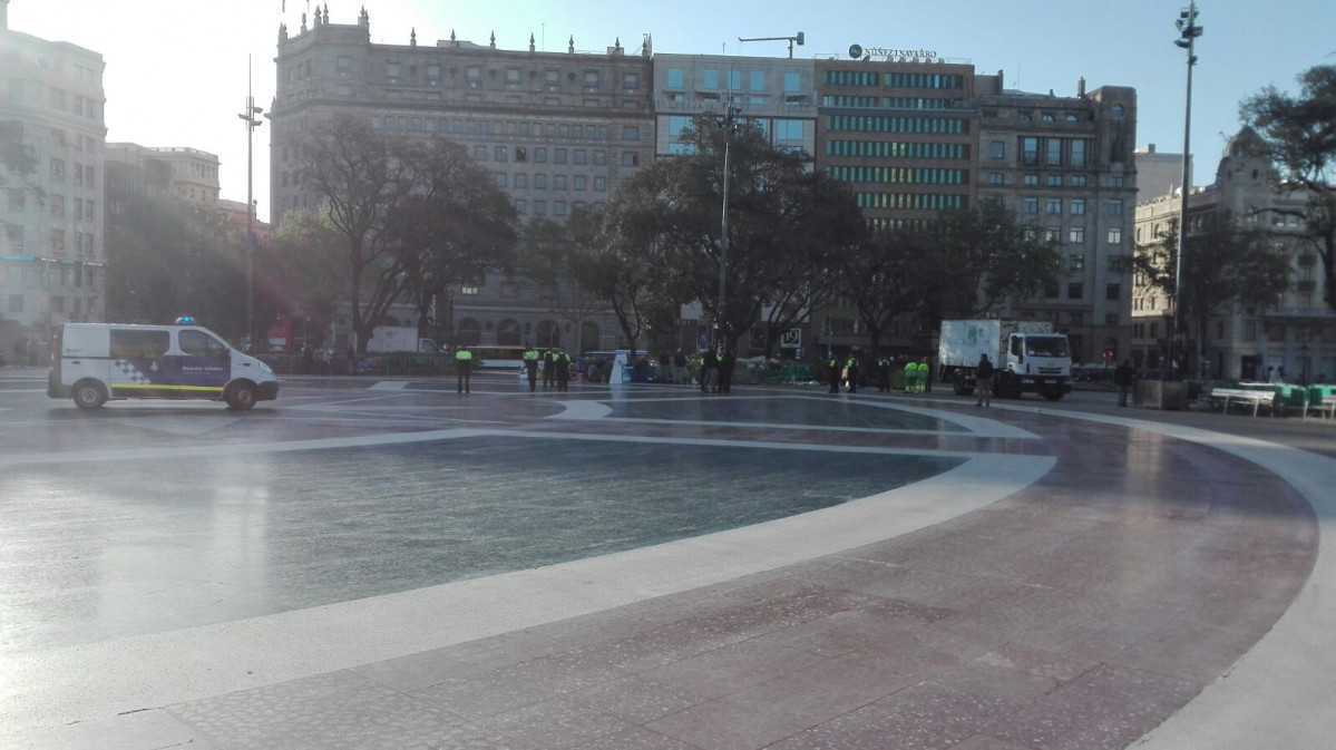 Plaza catalunya desalojada