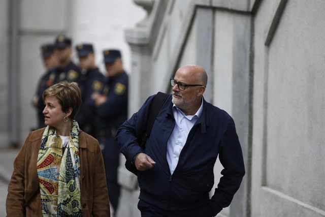 Anna simó lluis coromines mesa parlament 07052018