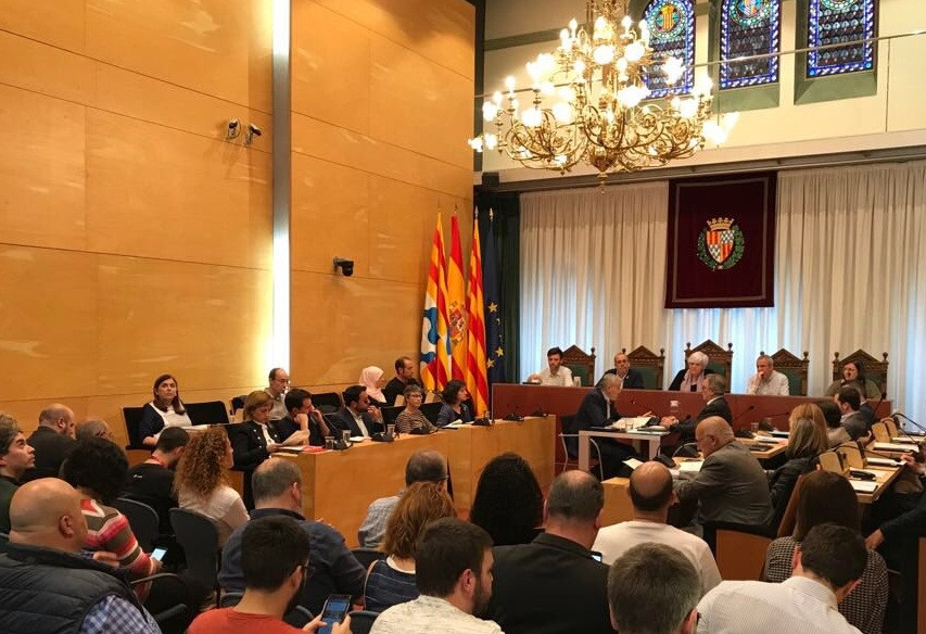 Pleno badalona dolors sabater mociu00f3n confianza 07052018