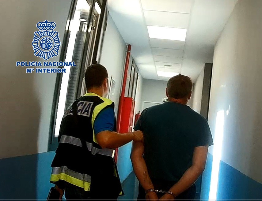 Policía nacional trama abusos infantiles