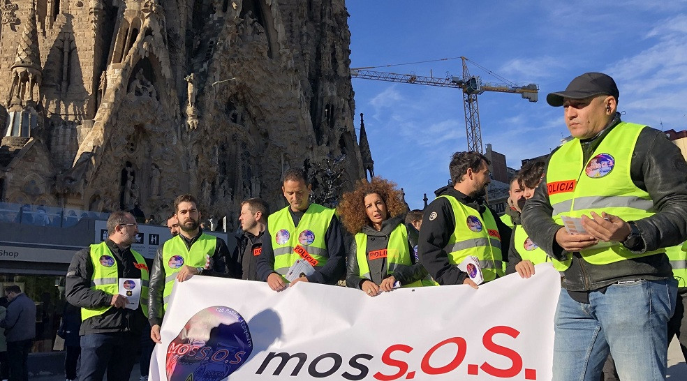 Mossos. Sagrada Família