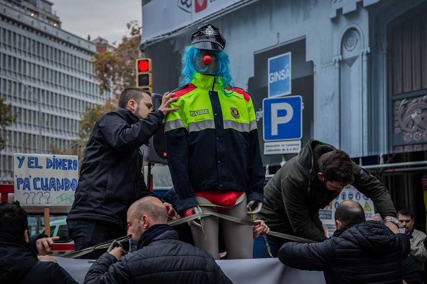 Buch mossos manifestación economia