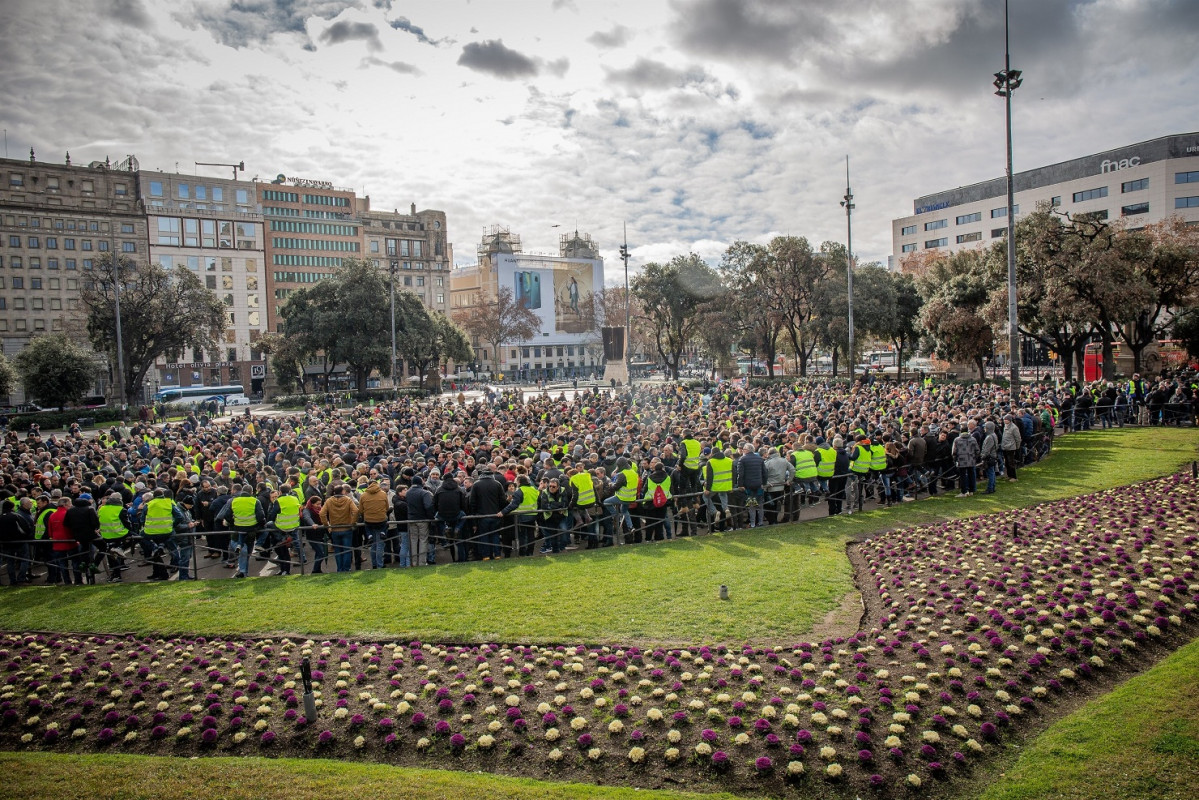 Asamblea sexto día