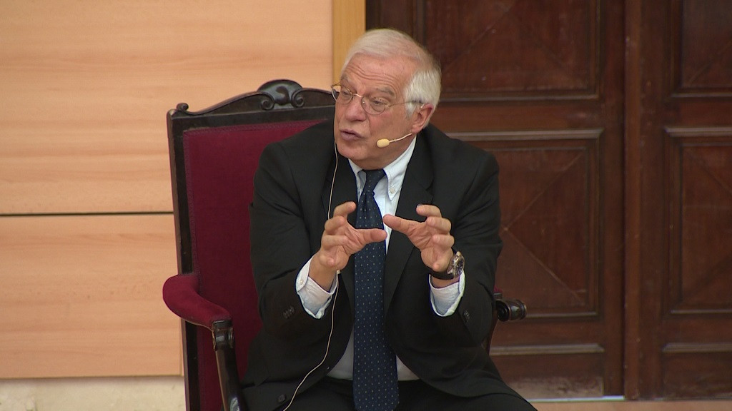 Josep Borrell habla sobre el sentimiento identitario dentro de la Unión Europea