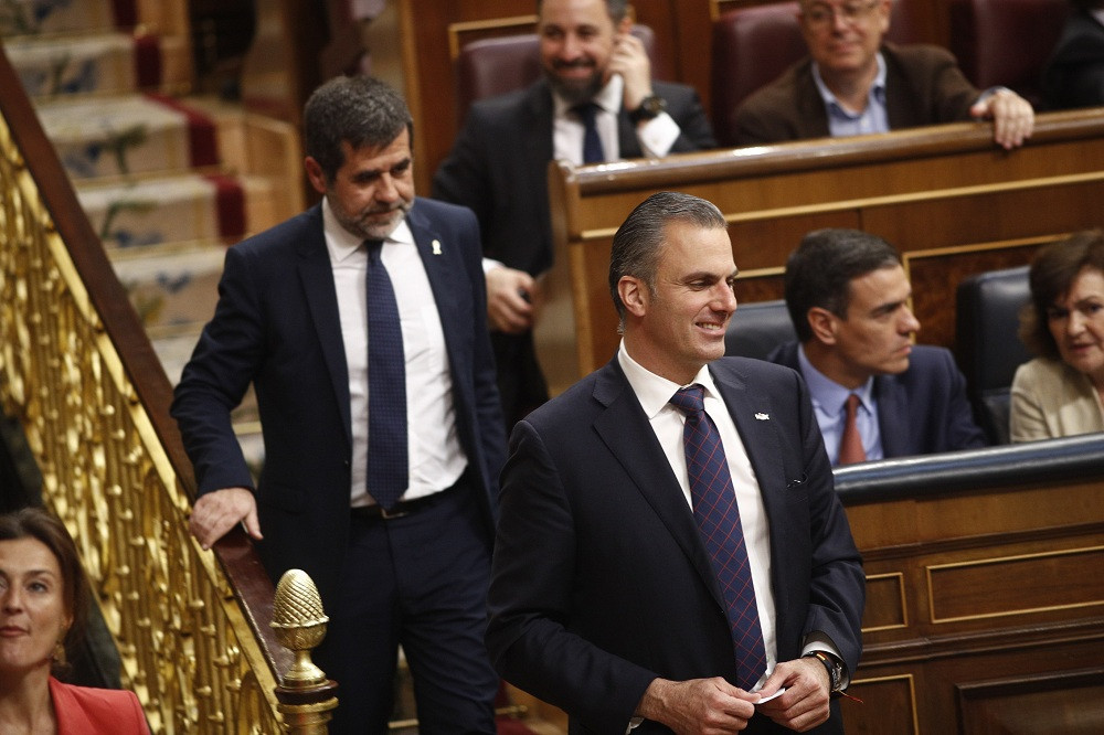 El preso del procés y expresidente de ANC Jordi Sànchez y Javier Ortega Smith (VOX)