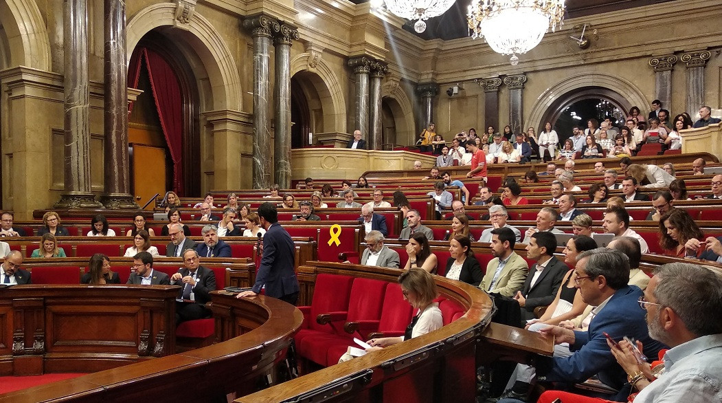 Pleno del Parlament Junio