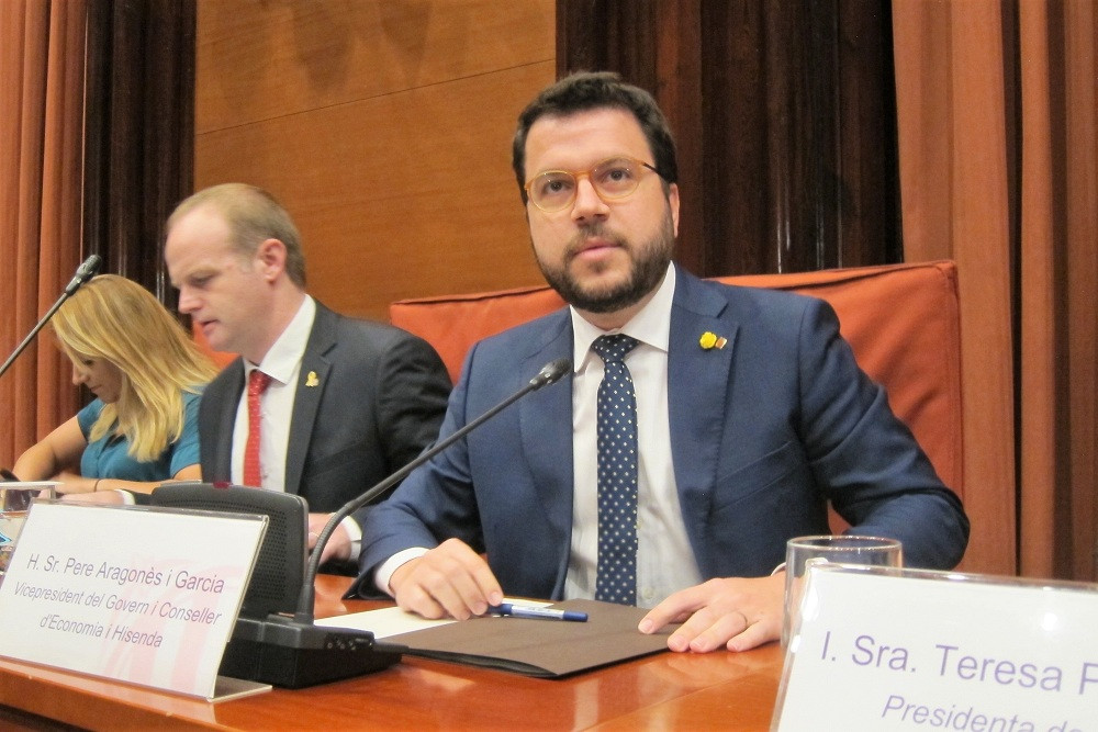 Pere Aragonès en la Comisión de Economía del Parlament