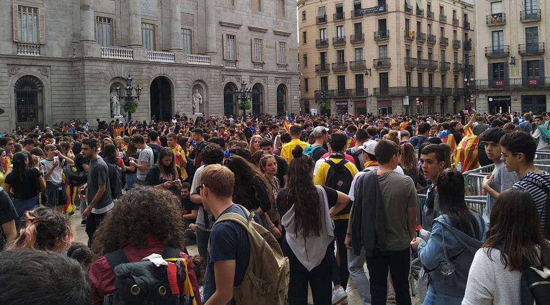 Estudiantes en Sant Jaume en la huelga general