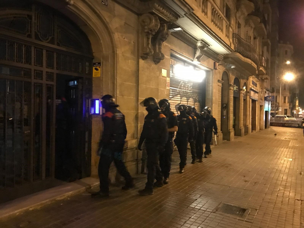 Operativo contra el tráfico de drogas en el Eixample de Barcelona