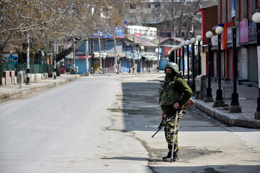 March 2020 india srinagar paramilitary trooper stands on guard