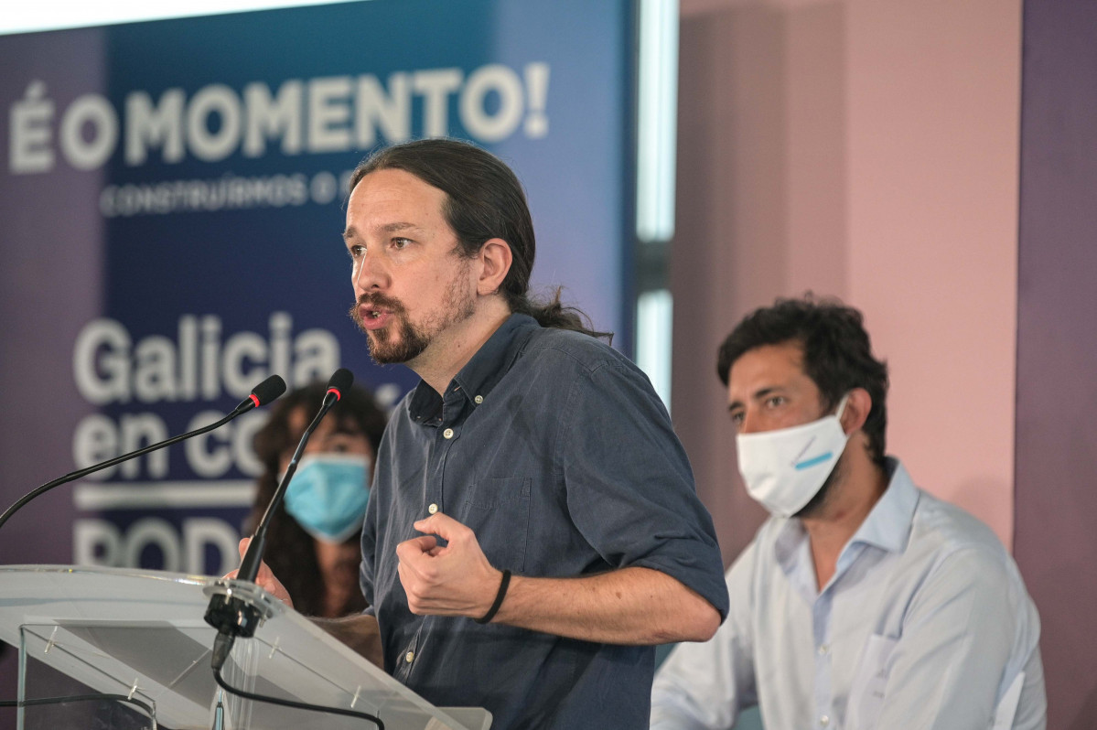 El secretario general de Podemos y vicepresidente segundo del Gobierno, Pablo Iglesias, durante su intervención junto al secretario general de Podemos Galicia y candidato de Galicia en Común-Anova a