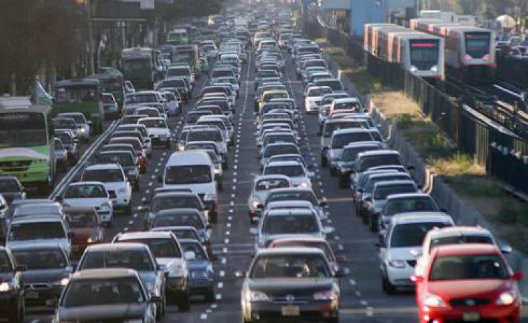 Trànsit prevé la entrada de 260.000 vehículos a Barcelona en la operación retorno del puente