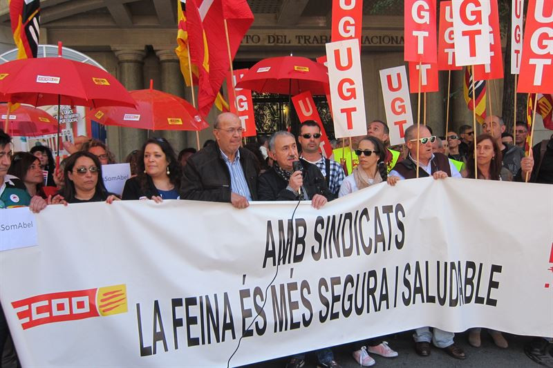 UGT y CC.OO. de Catalunya llaman a manifestarse contra la precariedad