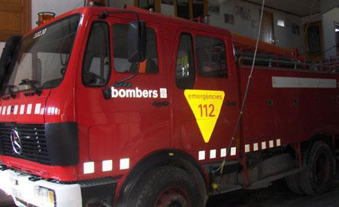 Los Bomberos de la Generalitat inician la huelga indefinida contra el decreto de horas extra