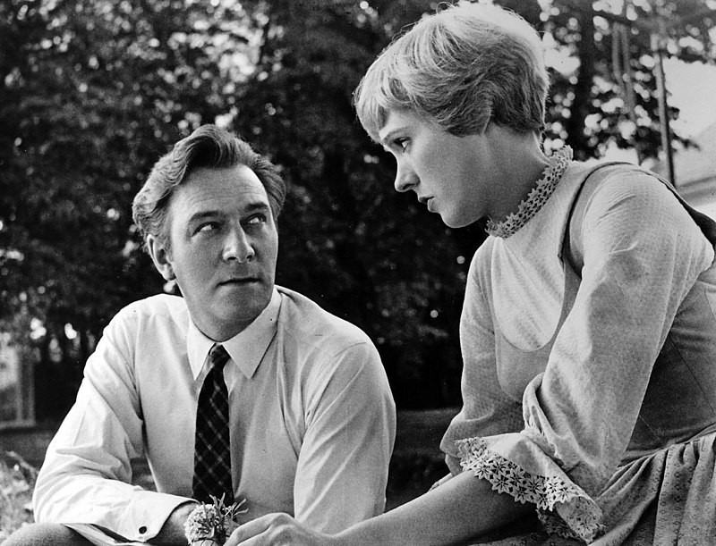 800px The Sound of Music Christopher Plummer and Julie Andrews