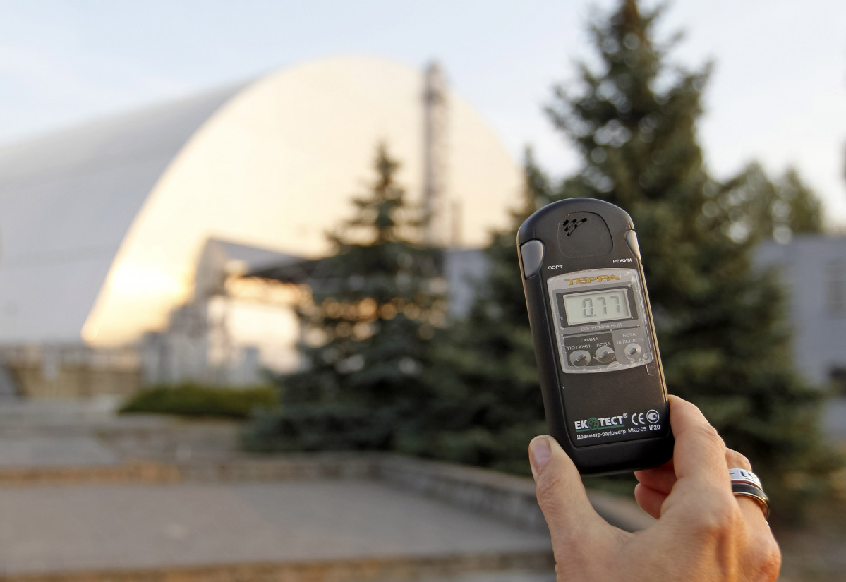 EuropaPress 2442659 23 october 2019 ukraine chernobyl exclusion zone woman measures radiation