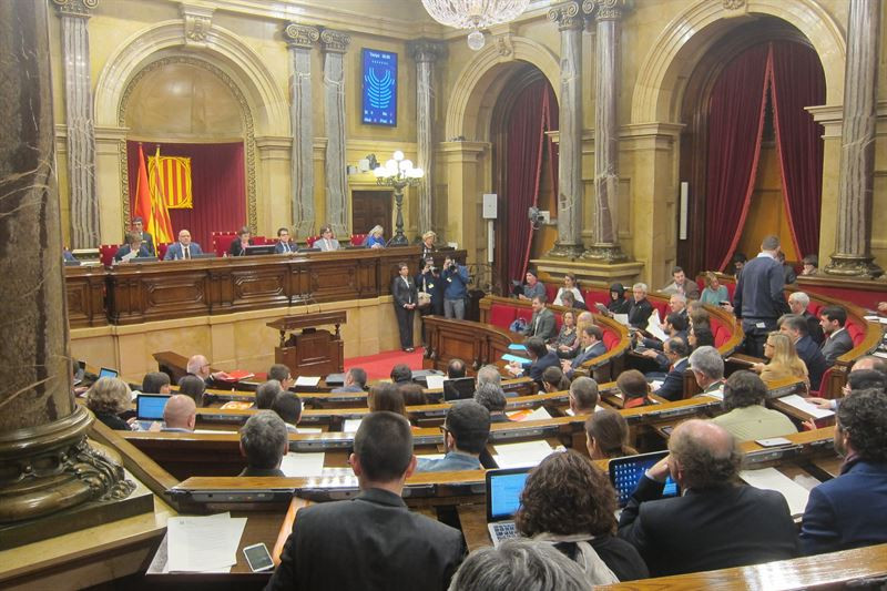 Parlament13