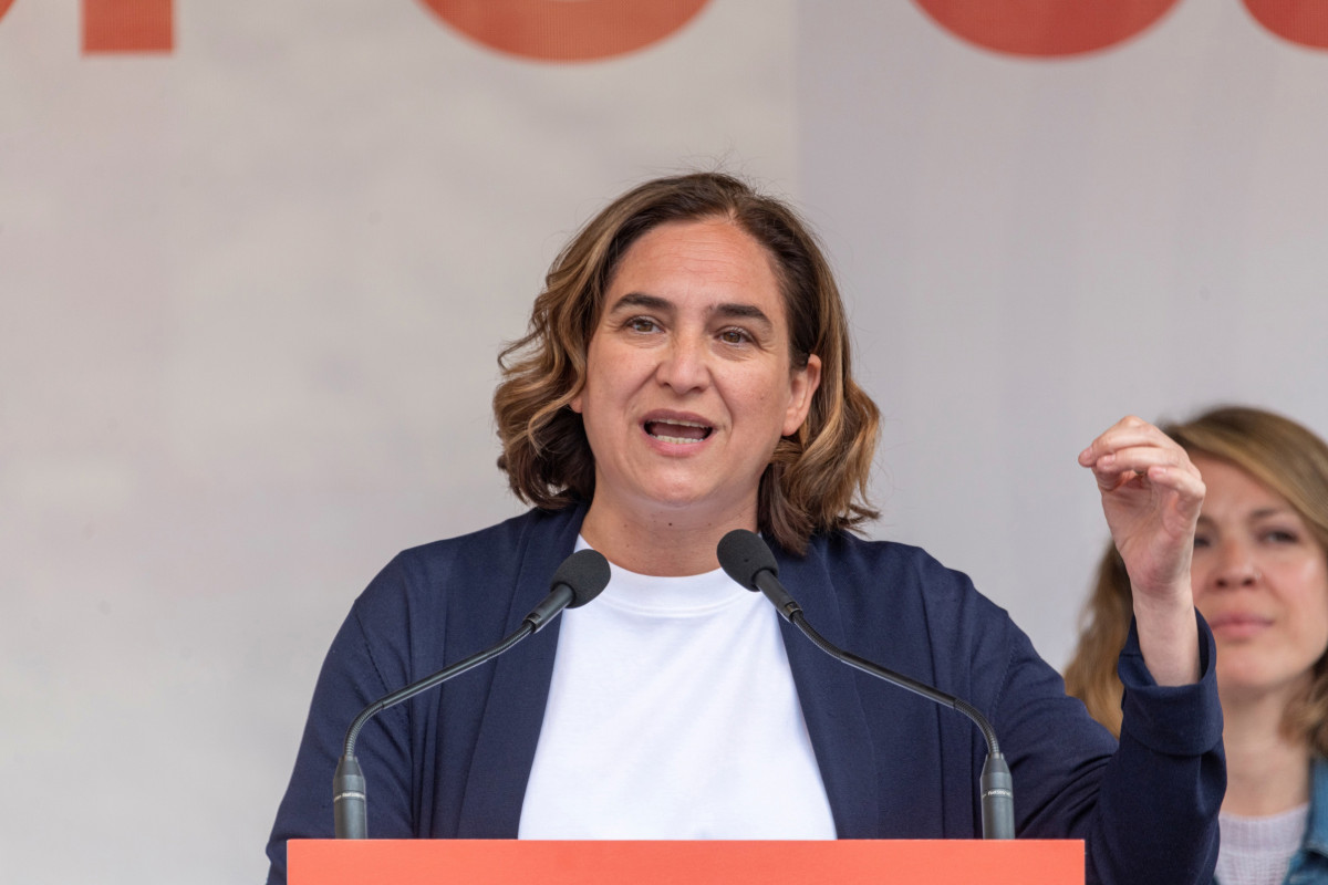 La alcaldesa de Barcelona y candidata de BComú a la reelección, Ada Colau, en un acto de campaña electoral.