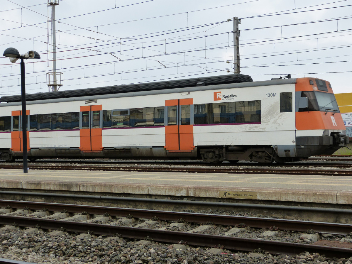 Archivo - Un tren de Rodalies.