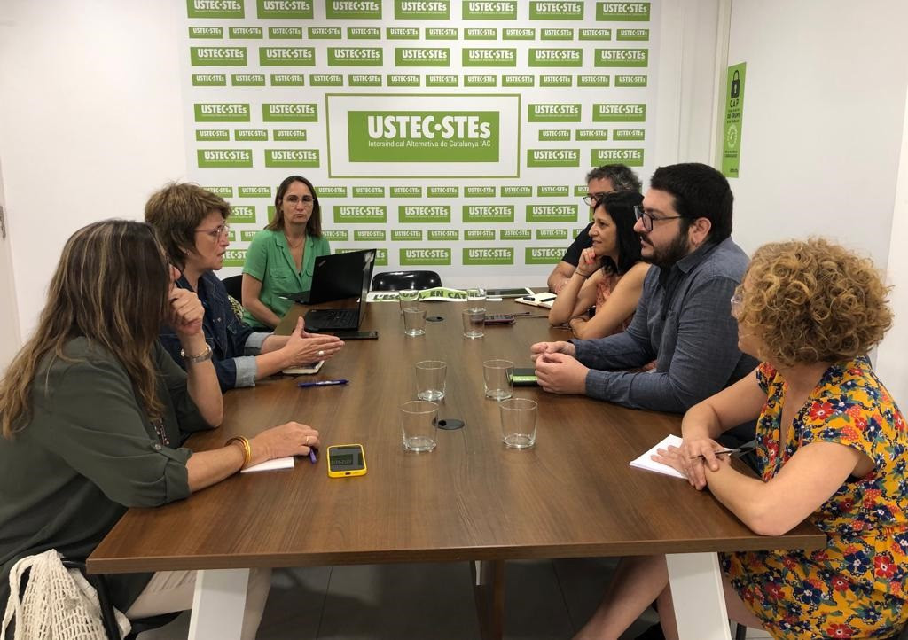 Reunión entre Simó y su equipo y el sindicato Ustec·Stes