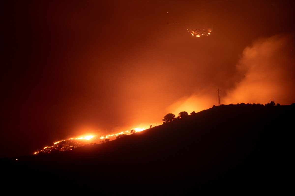 EuropaPress 5368440 incendio forestal afecta municipios colera portbou girona cerca frontera