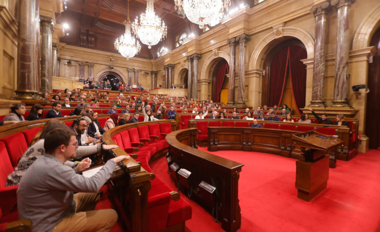 Luz verde a la reforma del reglamento del Parlament, salvo por una excepción