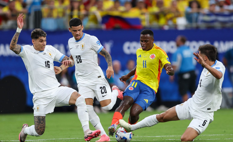 VÍDEO | El Colombia-Uruguay acaba con 'tangana' final: varios jugadores se encararon con los aficionados