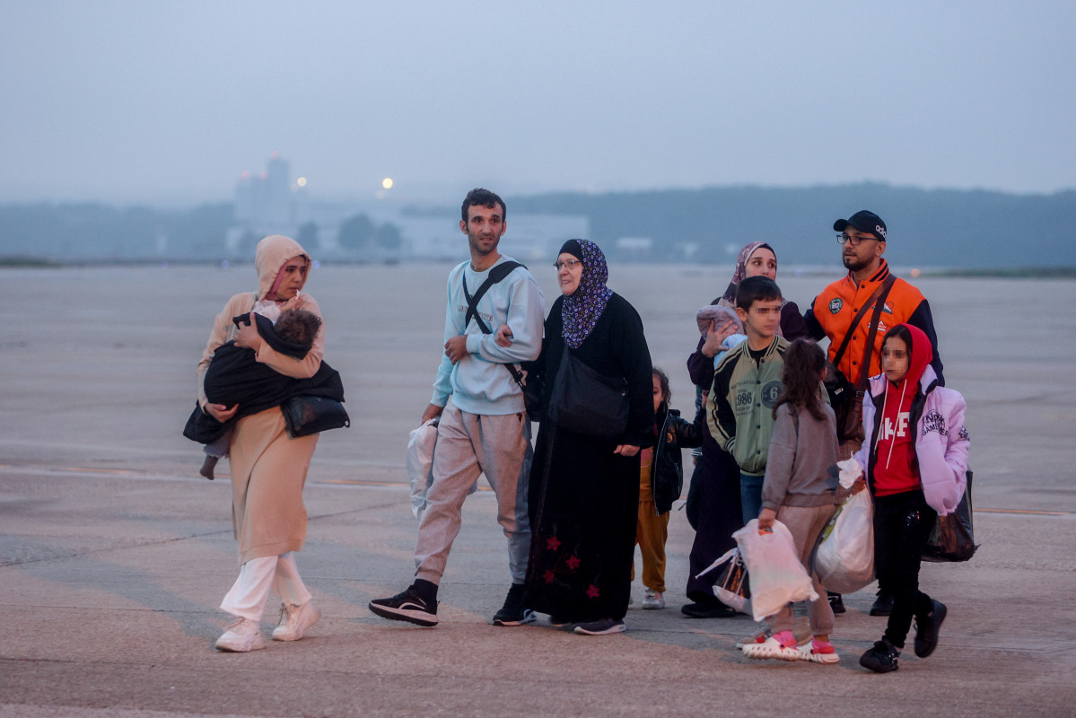 EuropaPress 5581233 varias personas sido evacuadas gaza llegada base aerea torrejon 16