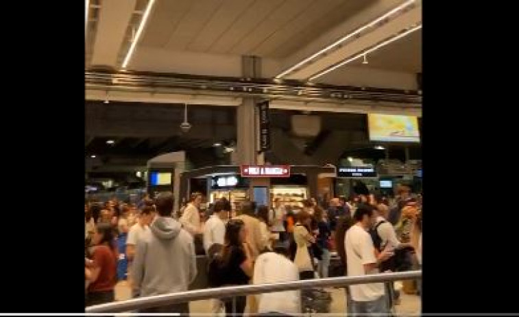 Francia, desbordada por el sabotaje a su red de trenes