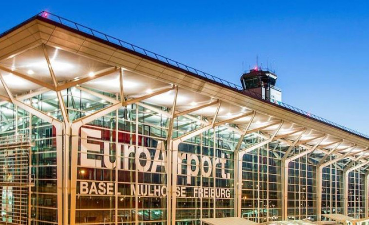 Reabierto el aeropuerto francés Basel-Mulhouse tras un aviso de bomba