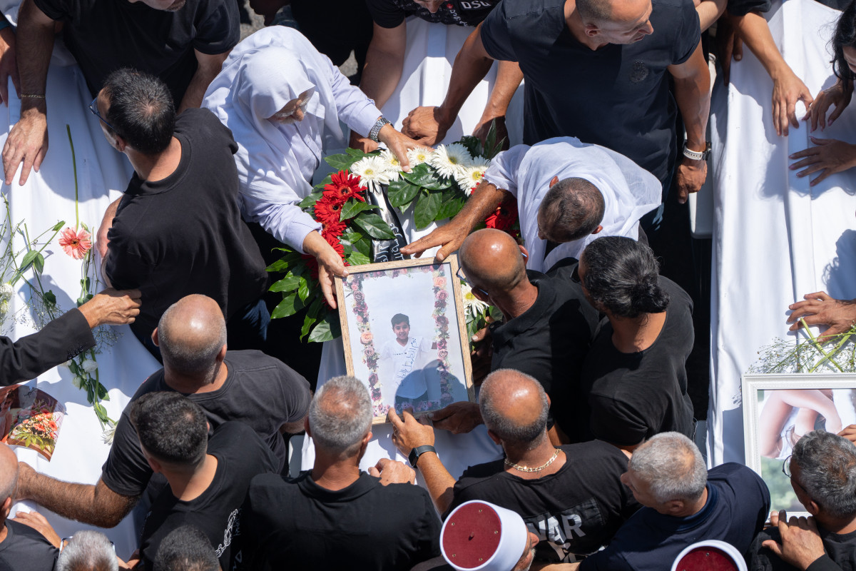 EuropaPress 6113768 28 july 2024 israel majdal shams people mourn at the funeral of their