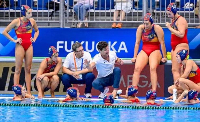 Victoria de prestigo de España de waterpolo contra Estados Unidos (11-13)