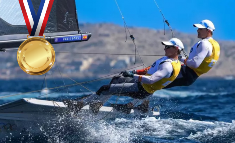 ¡Primer oro español en París! Diego Botín y Florian Trittel, campeones en 49er