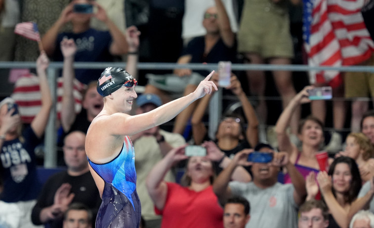 La estadounidense Katie Ledecky arrasa en natación y escribe su nombre en los libros de historia