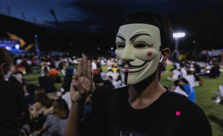 Anonymous empieza una ofensiva contra Nicolás Maduro, hackeando webs oficiales del gobierno