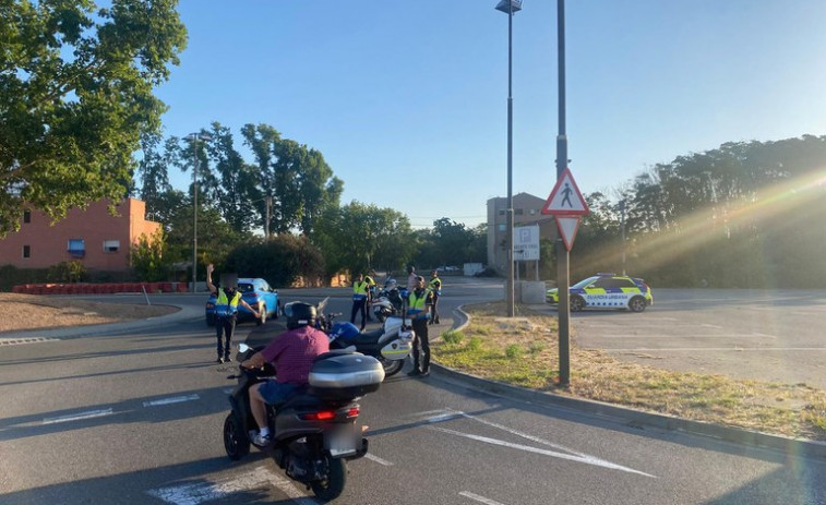 La Guàrdia Urbana de Lleida denuncia a 28 motoristas por infracciones en una semana