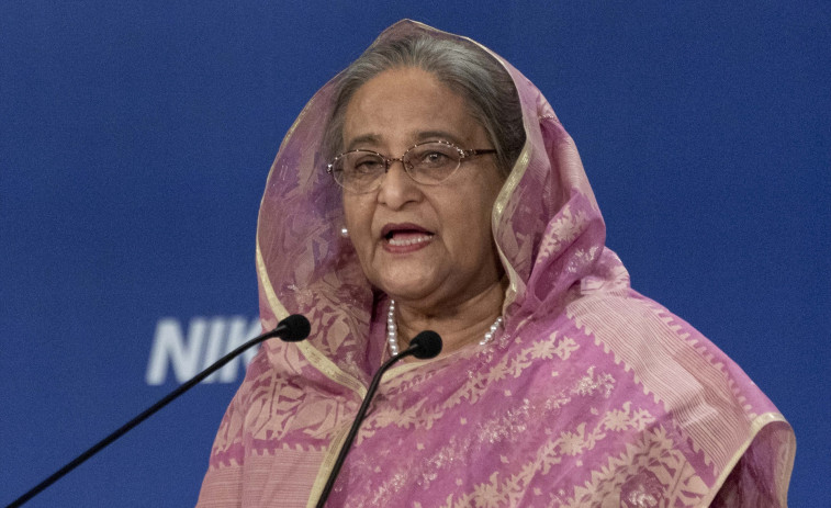 Crisis en Bangladesh: dimite la primera ministra y abandona el país por las fuertes protestas