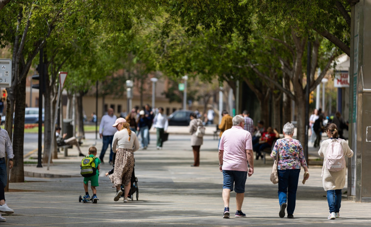 La población de España crece hasta los 48,7 millones de habitantes