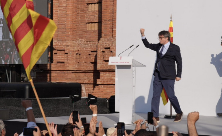 FOTOS | Las imágenes de la vuelta de Carles Puigdemont