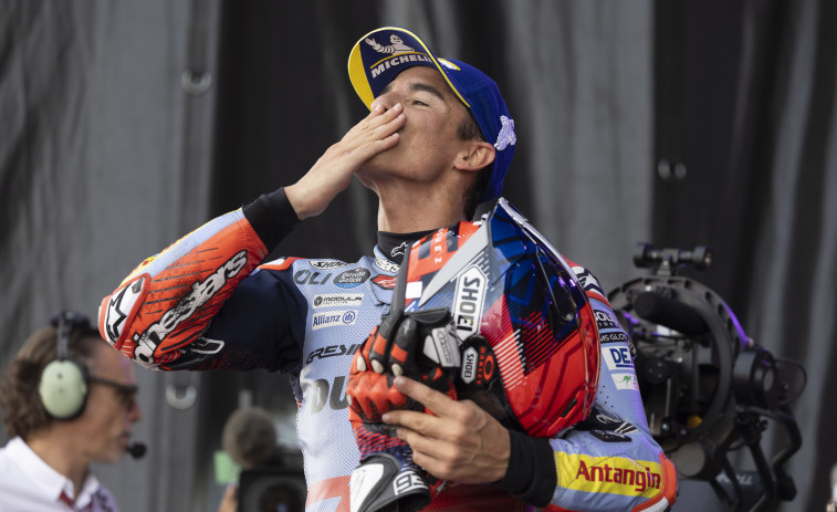 Marc Márquez vuelve a ganar casi tres años después y Jorge Martín sale líder de MotorLand