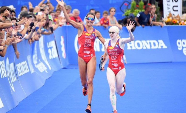 Susana Rodríguez se exhibe de nuevo: la gallega, campeona de triatlón PTVI1 en París