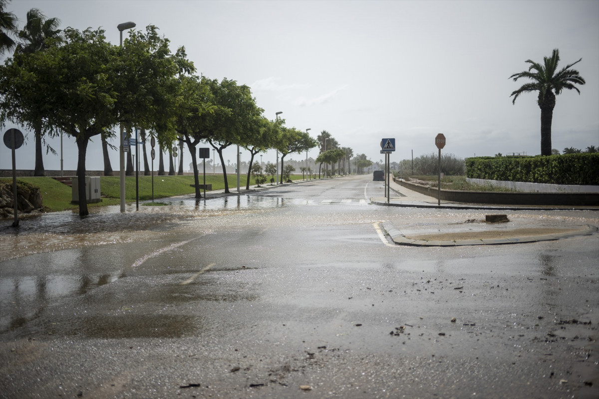 EuropaPress 5416109 calle inundada lluvias septiembre 2023 les cases dalcanar tarragona