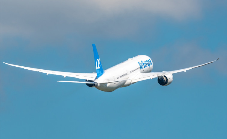 Trabajadores de Air Europa denuncian la inacción de la compañía ante las altas temperaturas a bordo