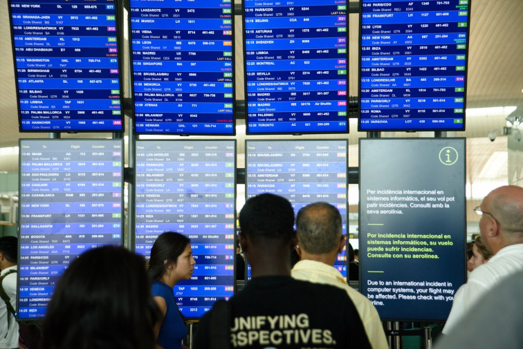 Retrasos y cancelaciones en el Aeropuerto de Barcelona por el temporal de lluvias