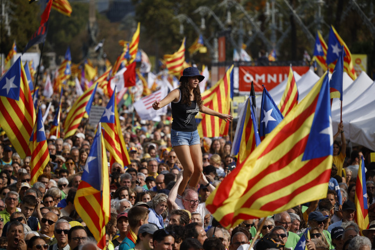 Barcelona reúne a 60.000 personas en la manifestación de la Diada según la Guardia Urbana