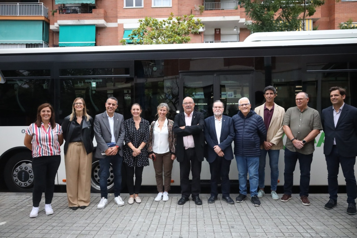 EuropaPress 6206947 secretario movilidad infraestructuras manel nadal presentacion nuevo bus