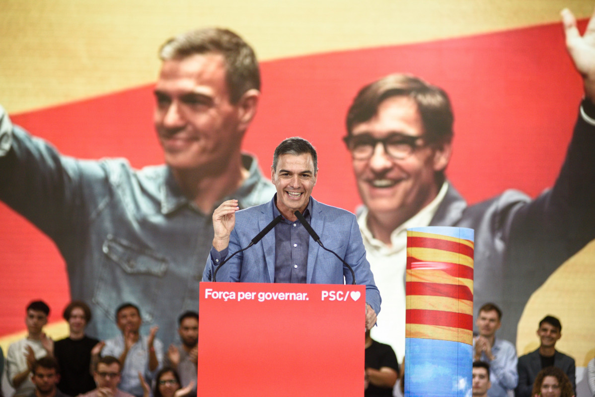 Archivo - Arxivo - El secretari general del PSOE i president del Govern, Pedro Sánchez, intervé durant un acte del PSC, en el Palau de Congressos de Catalunya, a 18 de maig de 2024