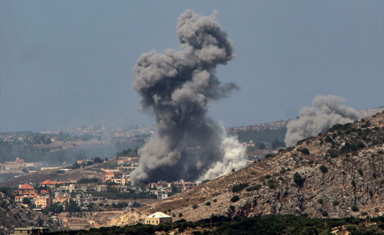 España condena los bombardeos israelíes en el sur de Líbano y llama a evitar la guerra 