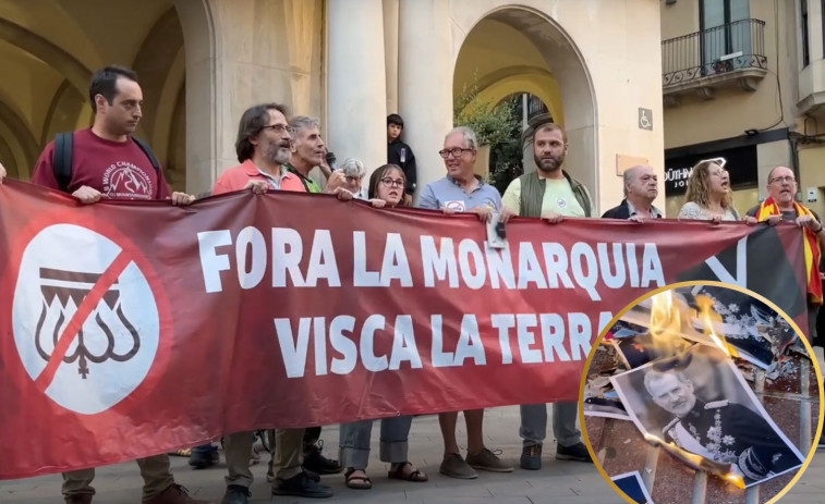 VÍDEO: Queman fotos del Rey Felipe VI en una manifestación antimonárquica en Figueres